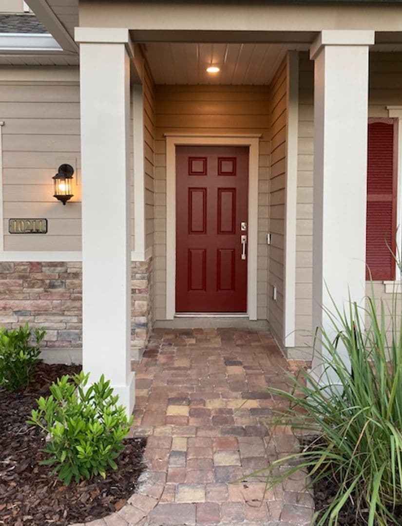Jacksonville House: 10211 Moran Court