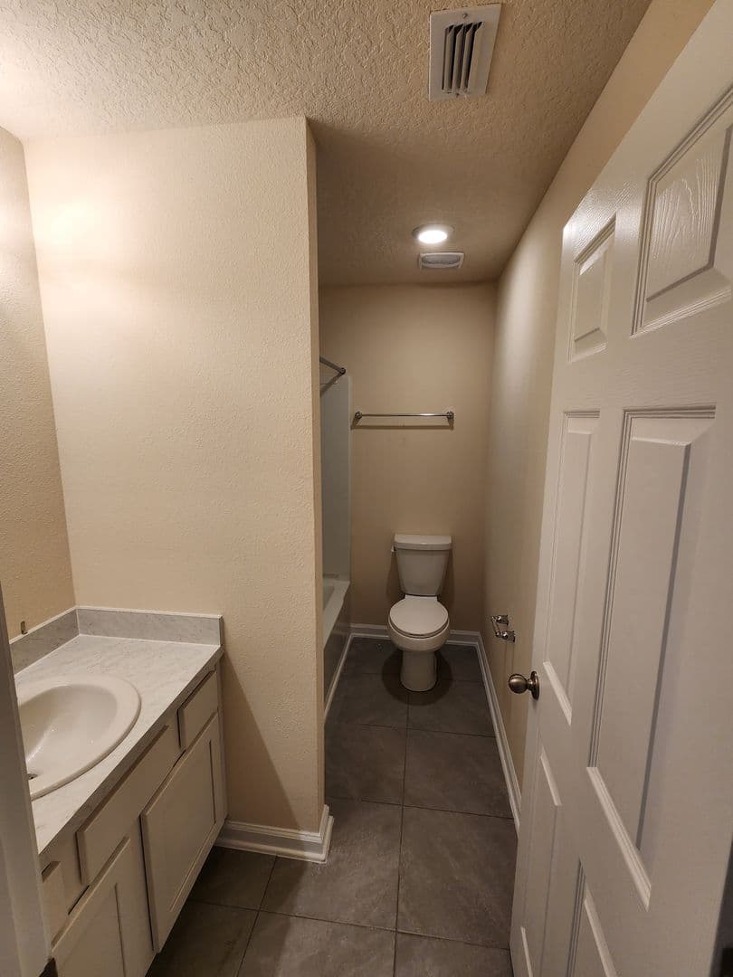 Jacksonville Townhome: 910 Observatory Pkwy