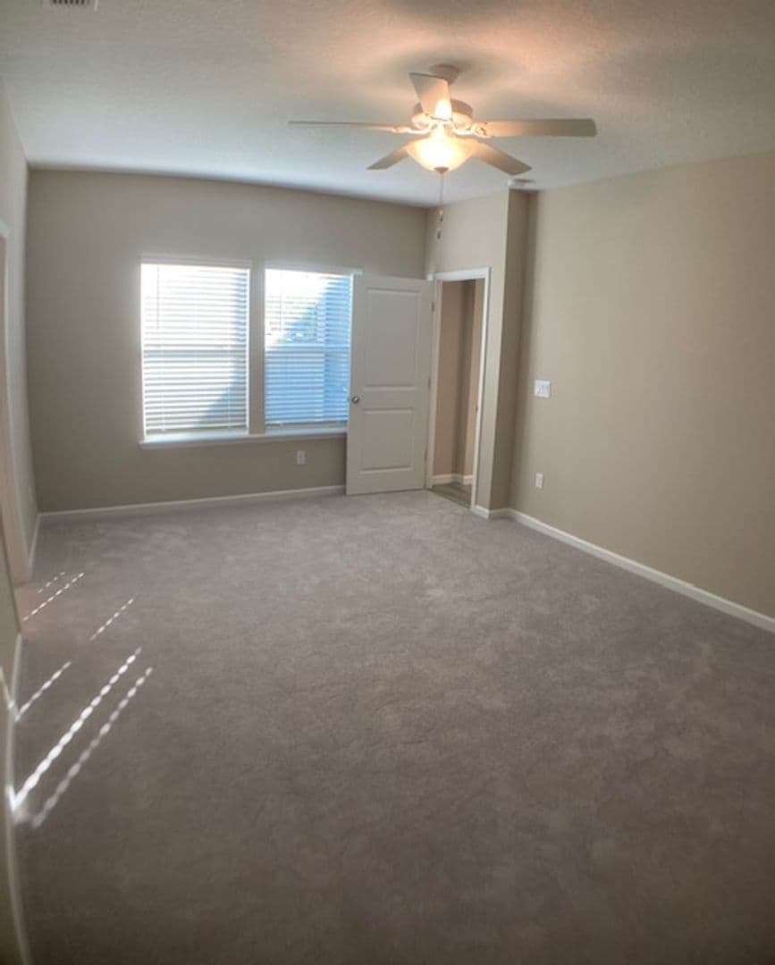 Jacksonville House: 10211 Moran Court