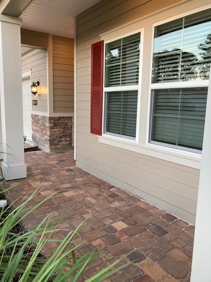 Jacksonville House: 10211 Moran Court