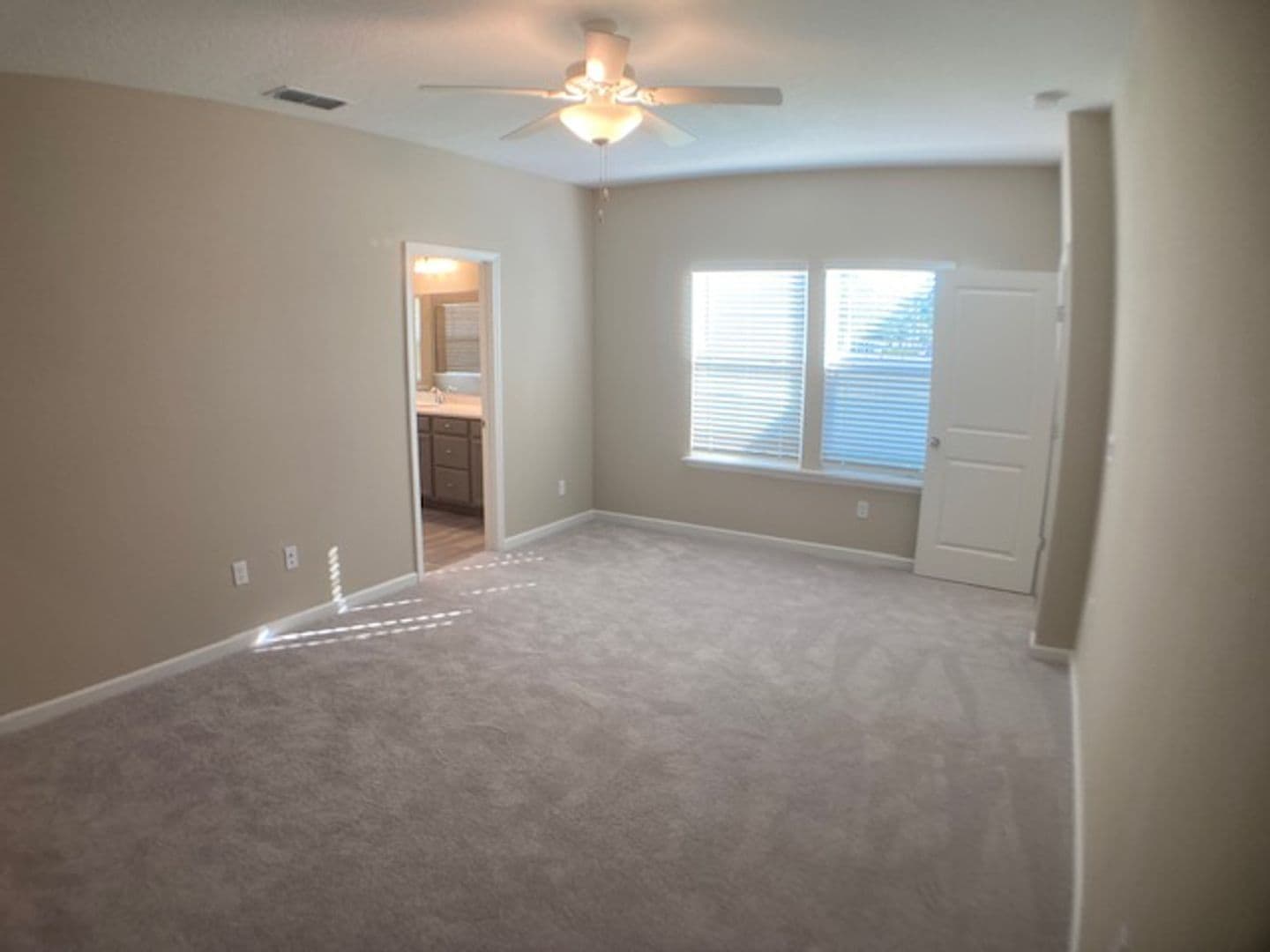 Jacksonville House: 10211 Moran Court