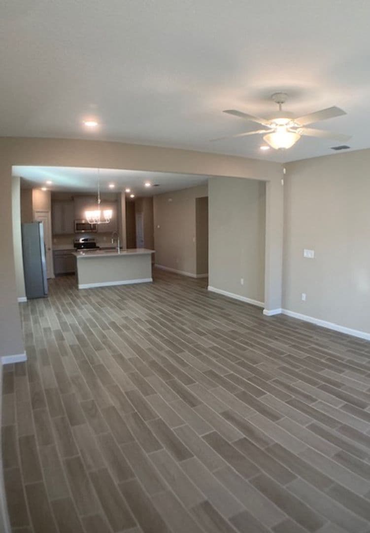 Jacksonville House: 10211 Moran Court
