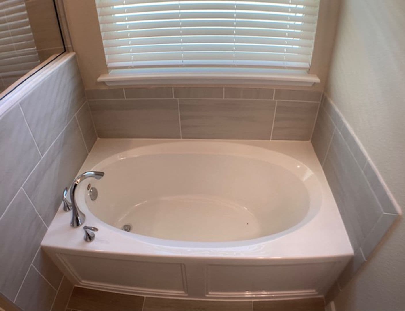 Jacksonville House: 10211 Moran Court