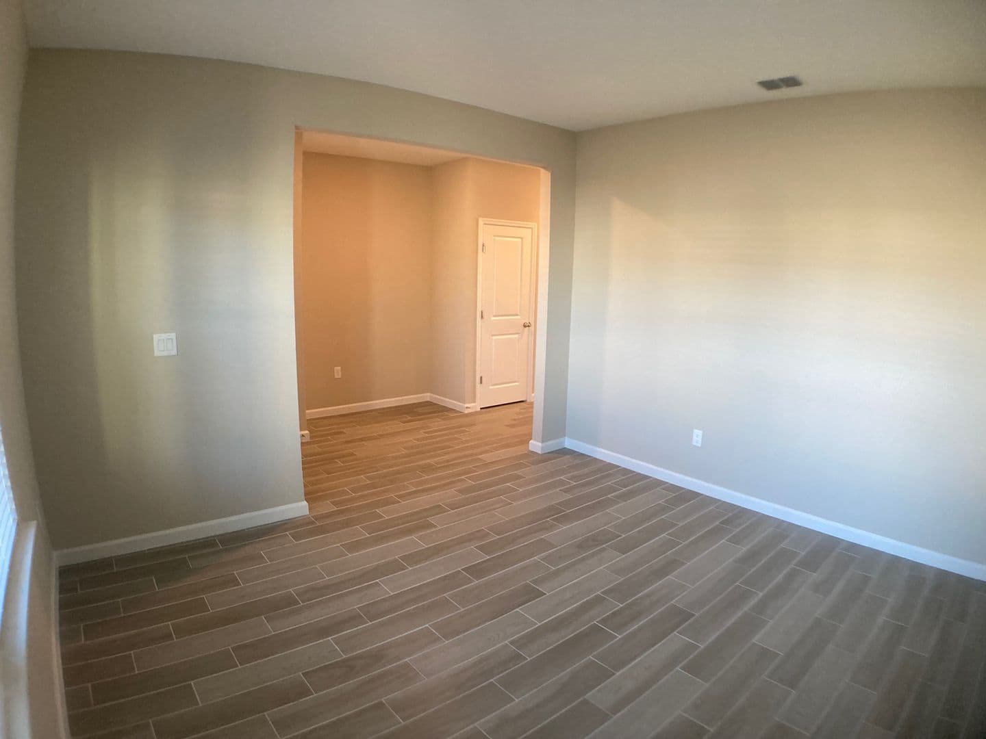 Jacksonville House: 10211 Moran Court