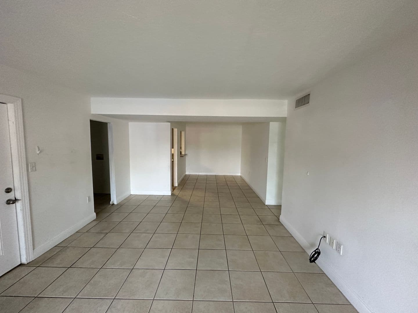 Fort Myers Apartment: 12622 Kenwood Lane