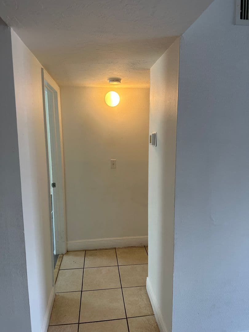 Fort Myers Apartment: 12622 Kenwood Lane