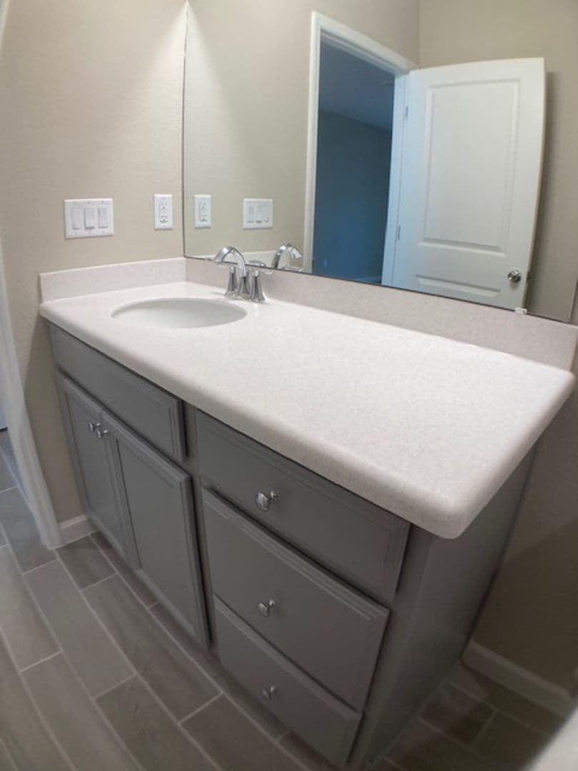 Jacksonville House: 10211 Moran Court