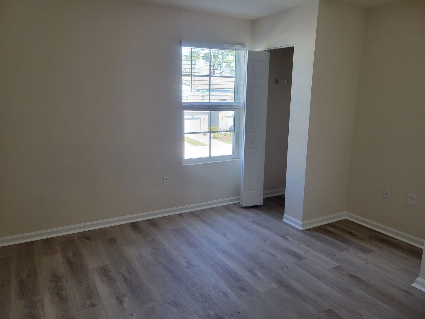 Jacksonville Townhome: 910 Observatory Pkwy