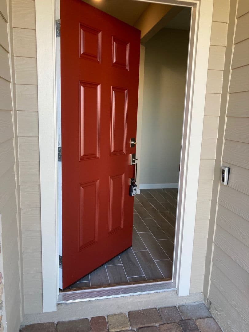 Jacksonville House: 10211 Moran Court