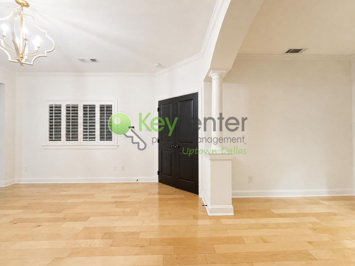Dallas Townhome: 3124 Carmel Street