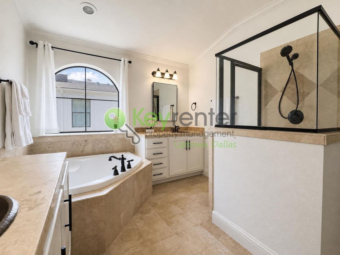 Dallas Townhome: 3124 Carmel Street