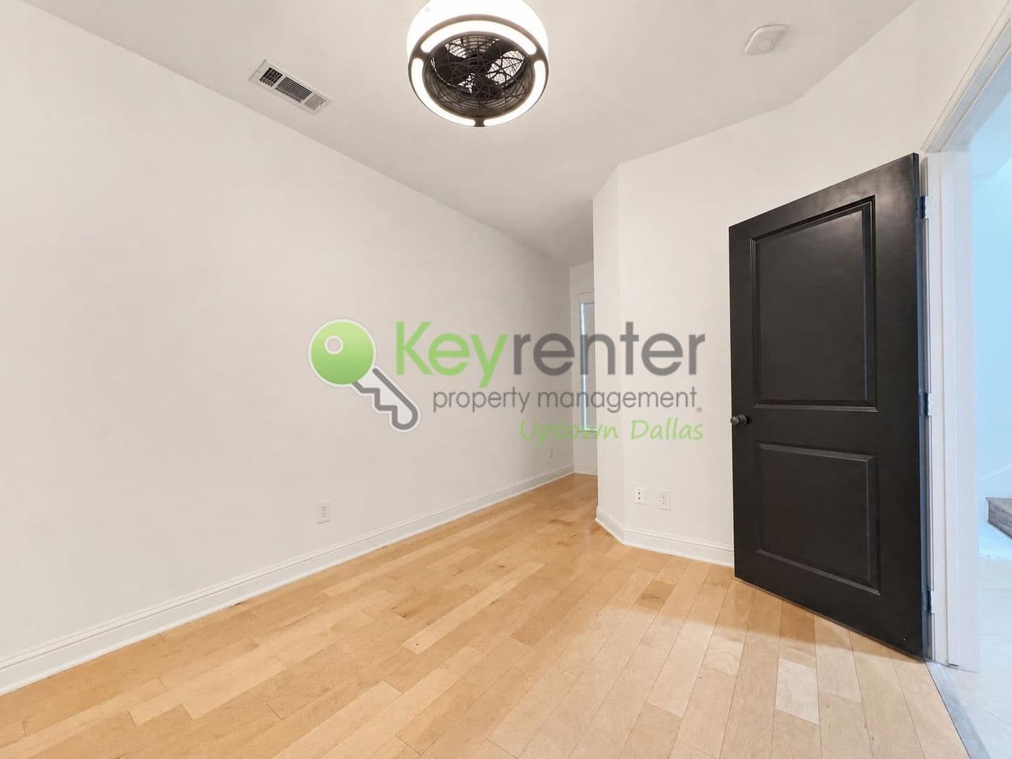 Dallas Townhome: 3124 Carmel Street