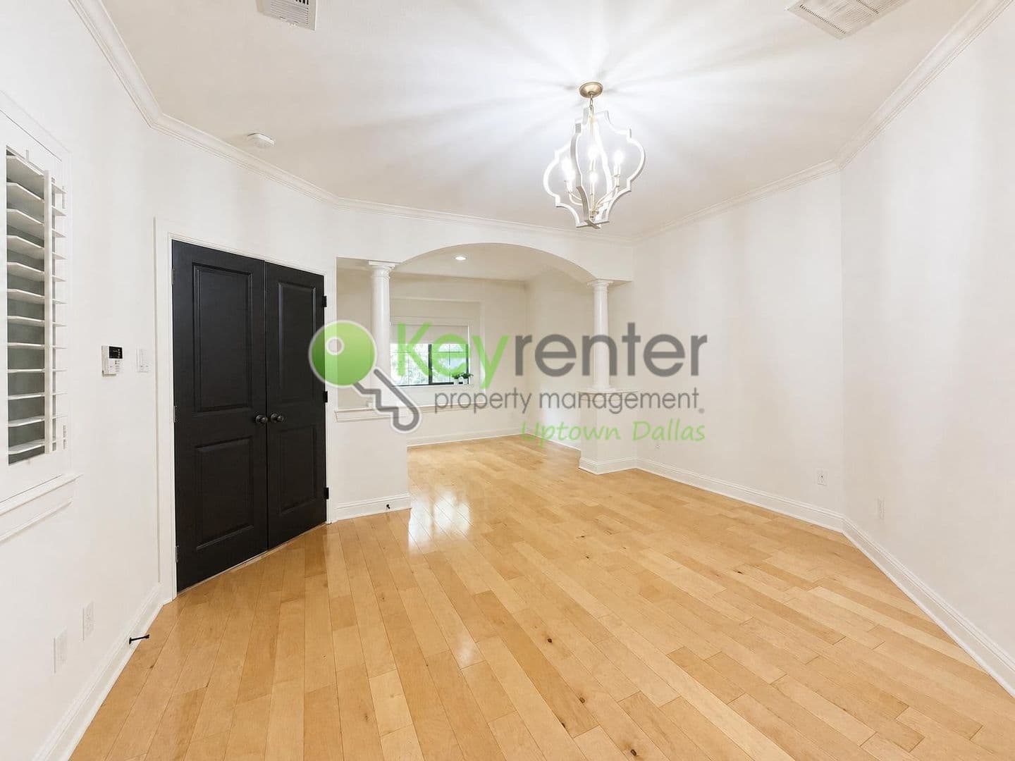 Dallas Townhome: 3124 Carmel Street
