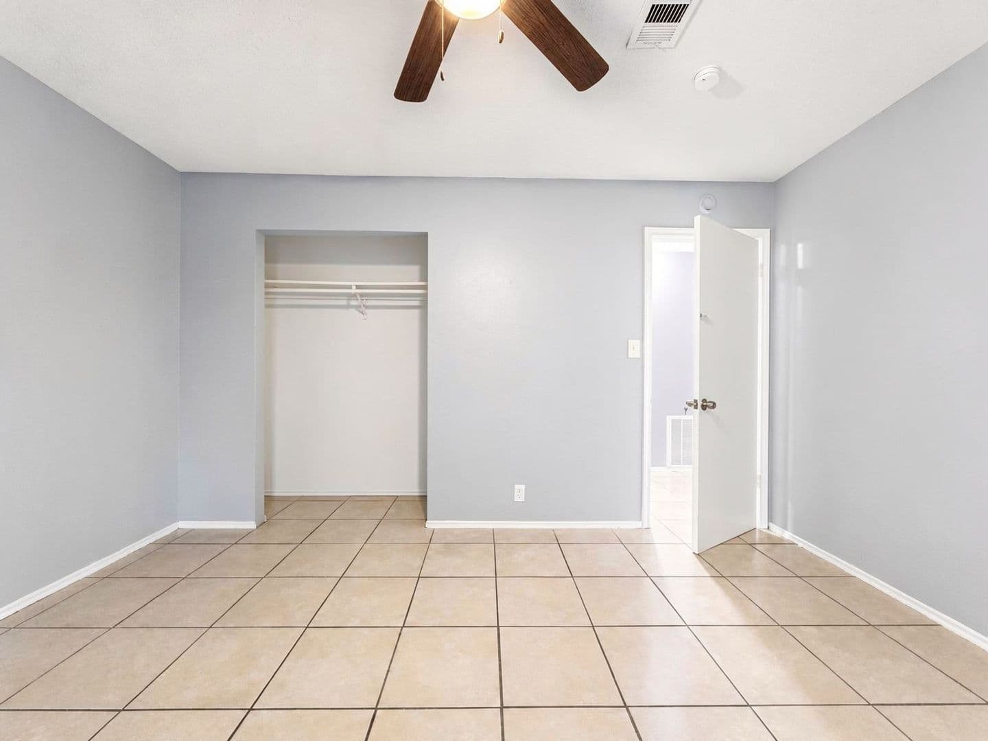 Dallas Apartment: 4614 Gurley Ave