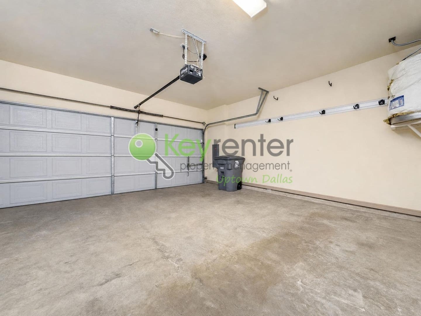 Dallas Townhome: 3124 Carmel Street