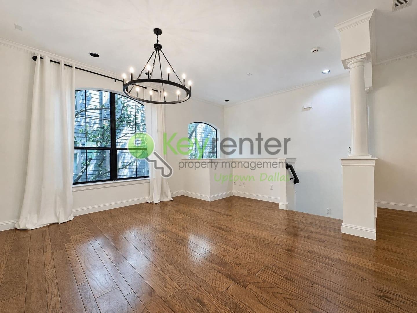 Dallas Townhome: 3124 Carmel Street
