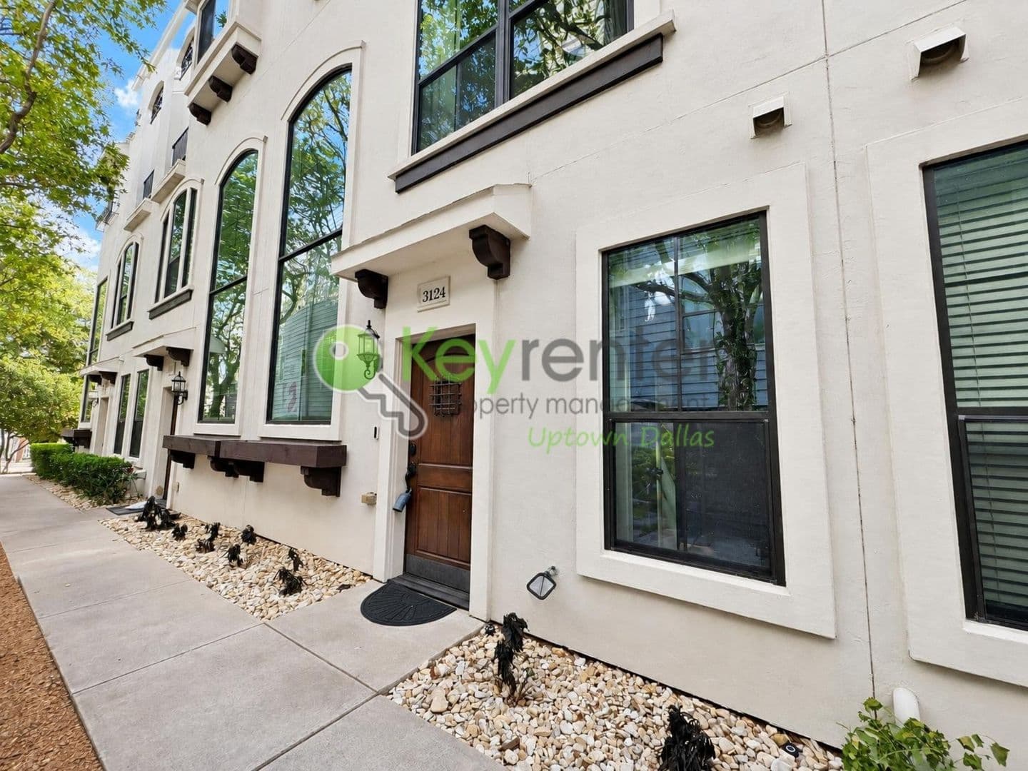 Dallas Townhome: 3124 Carmel Street