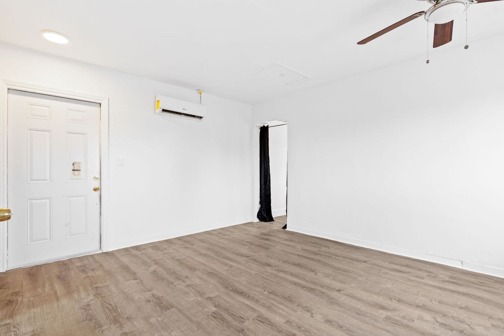 Opa Locka Apartment: 2911 NW 132nd Ter