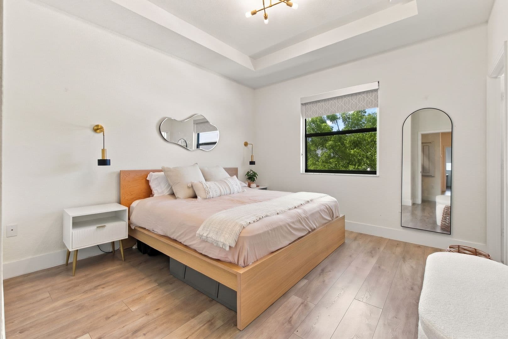 Hialeah House: 10544 W 32nd Lane