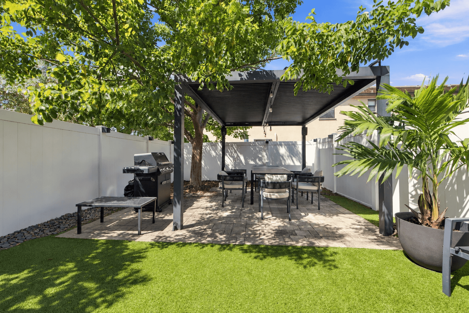 Hialeah House: 10544 W 32nd Lane