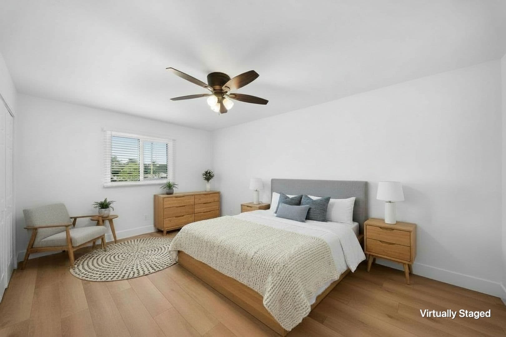 Cape Coral Apartment: 1101-1013 Country Club Blvd
