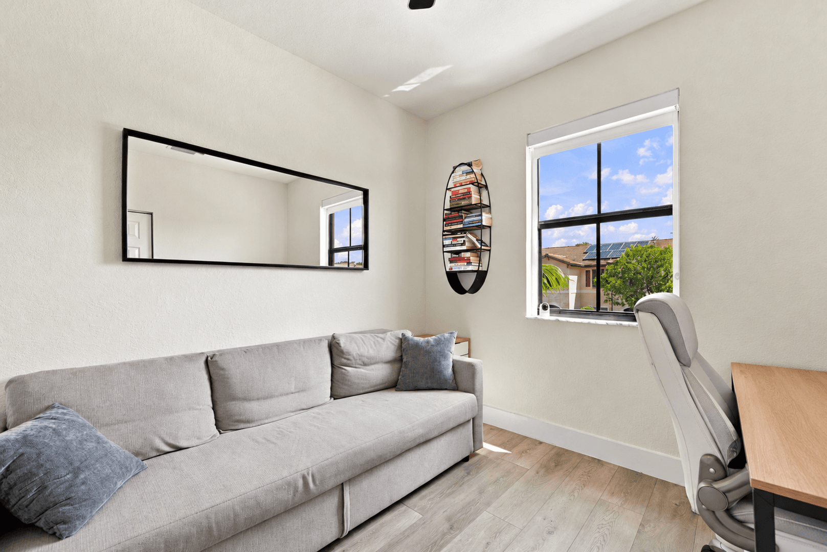 Hialeah House: 10544 W 32nd Lane