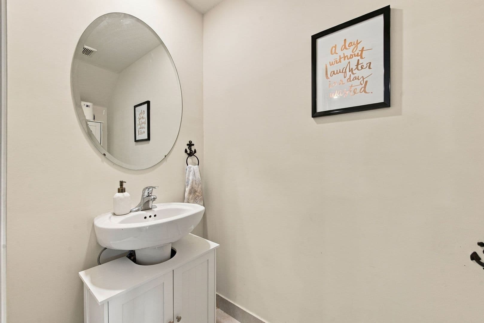 Hialeah House: 10544 W 32nd Lane
