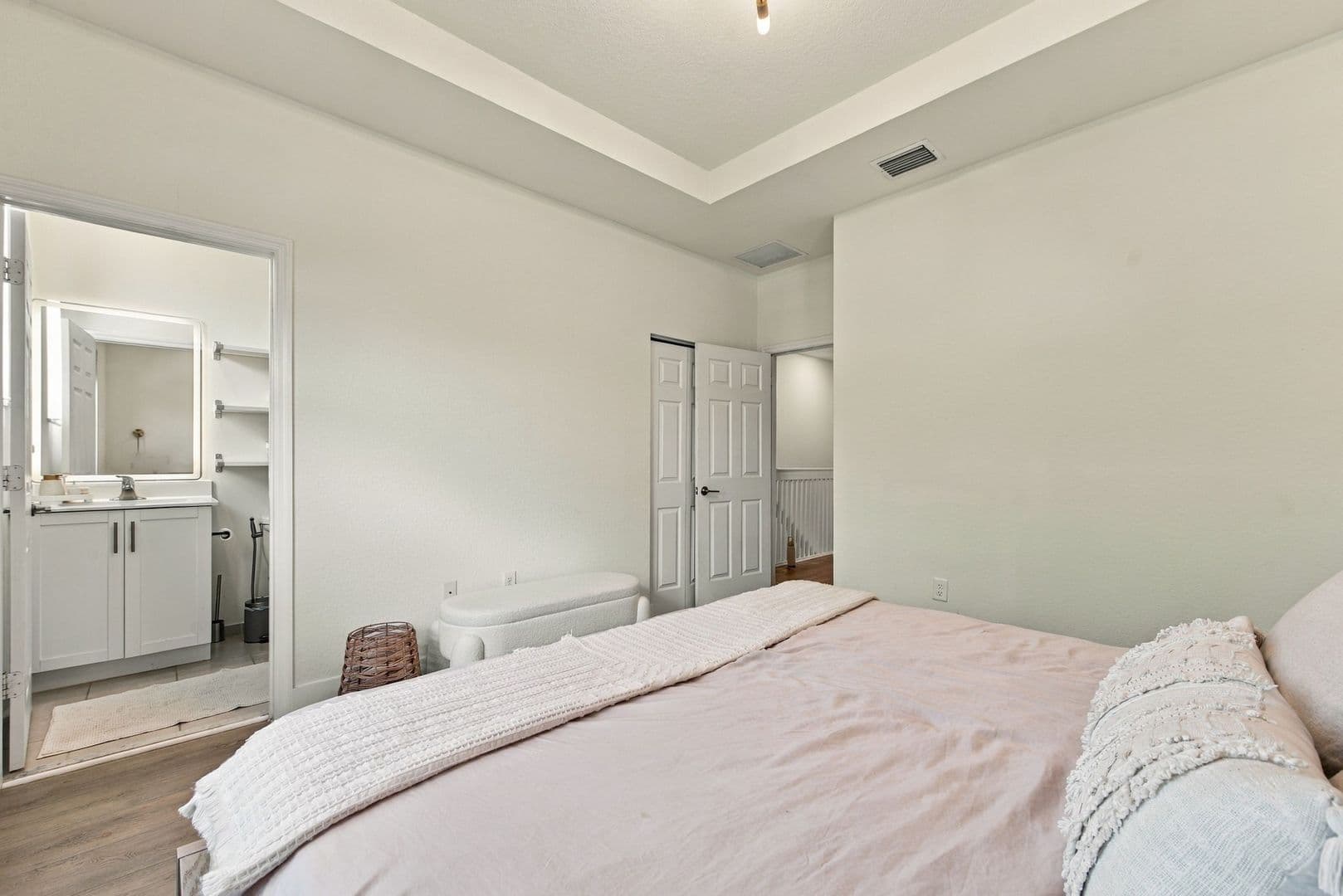 Hialeah House: 10544 W 32nd Lane