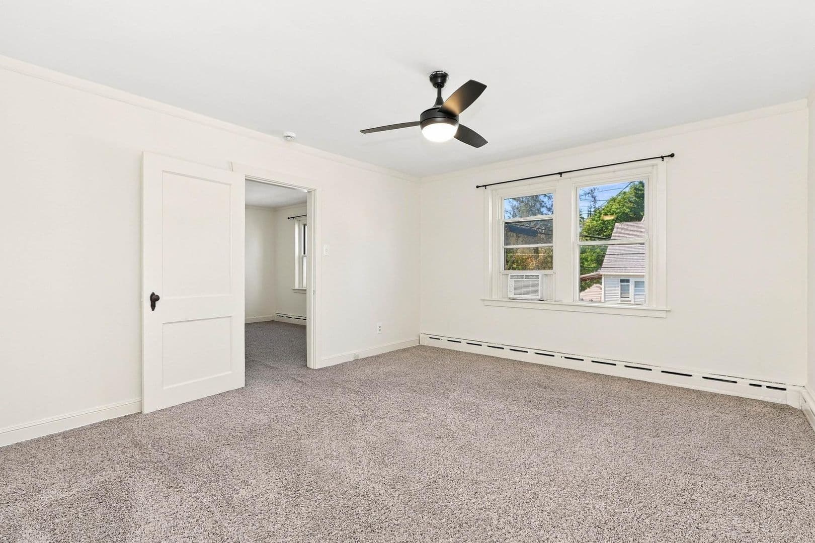Telford Apartment: 198 N Washington St