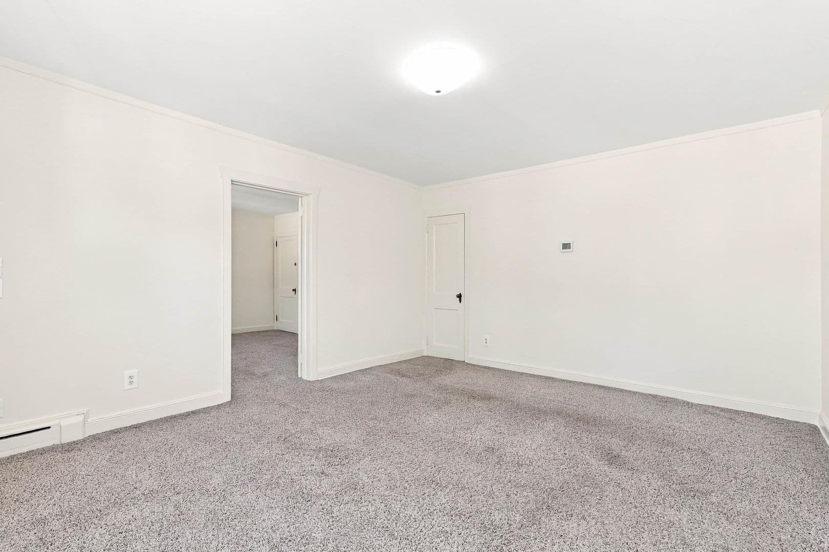 Telford Apartment: 198 N Washington St