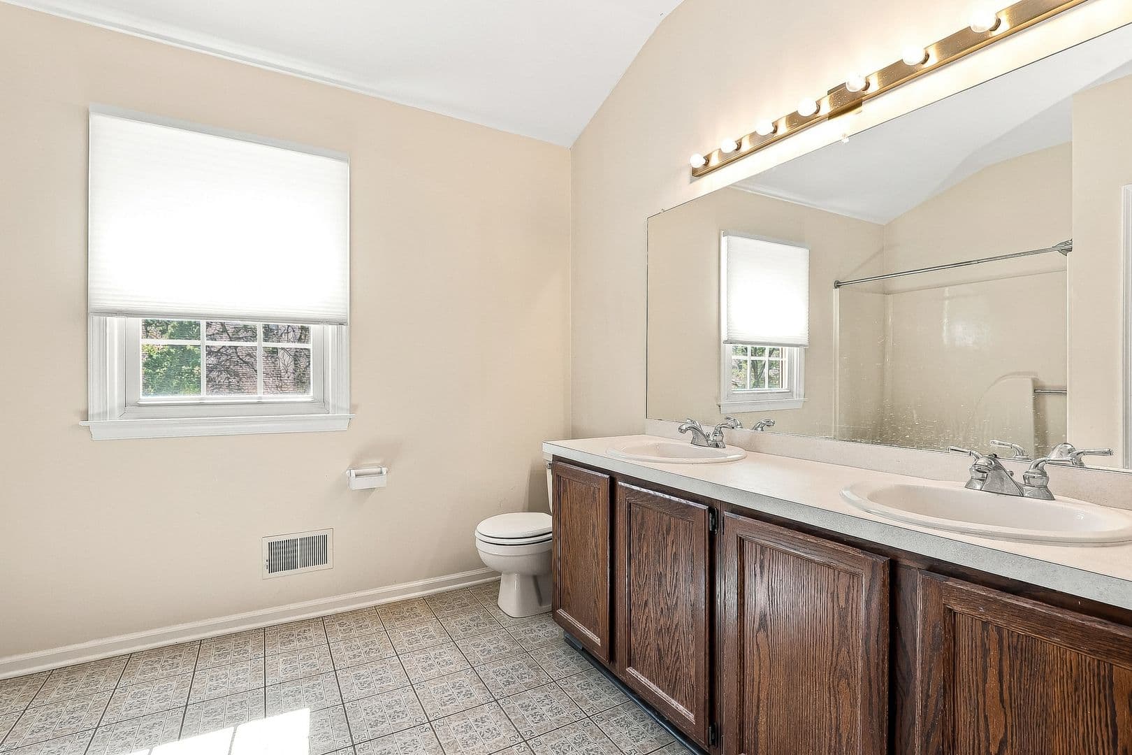 Jamison House: 2263 Almshouse Rd