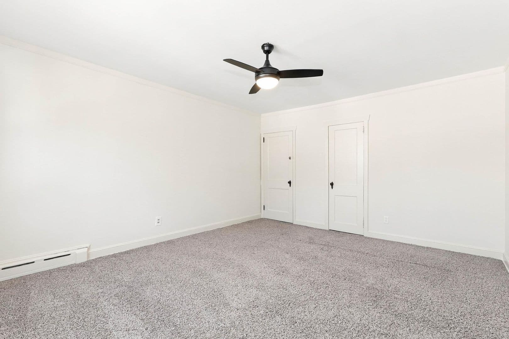 Telford Apartment: 198 N Washington St
