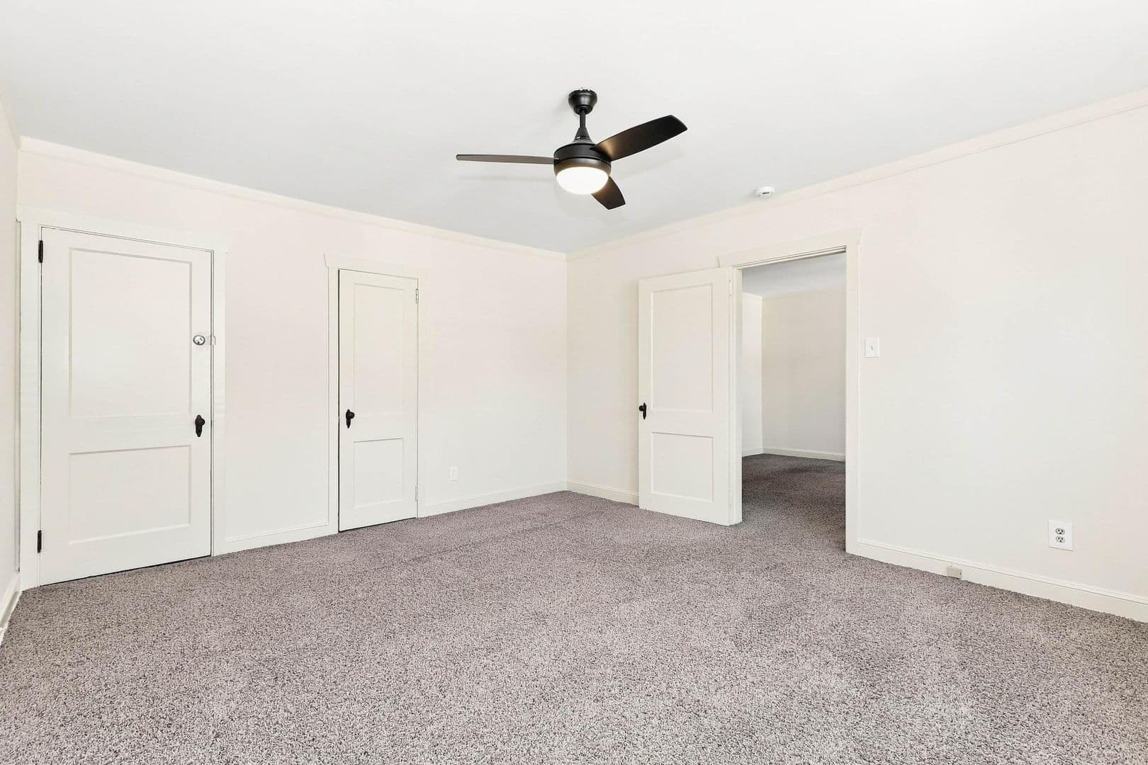 Telford Apartment: 198 N Washington St