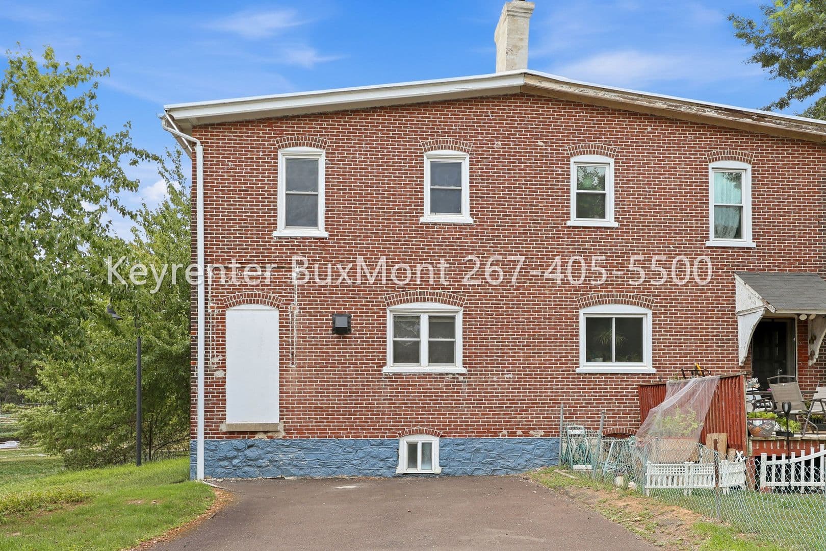 Lansdale House: 152 Prospect Ave