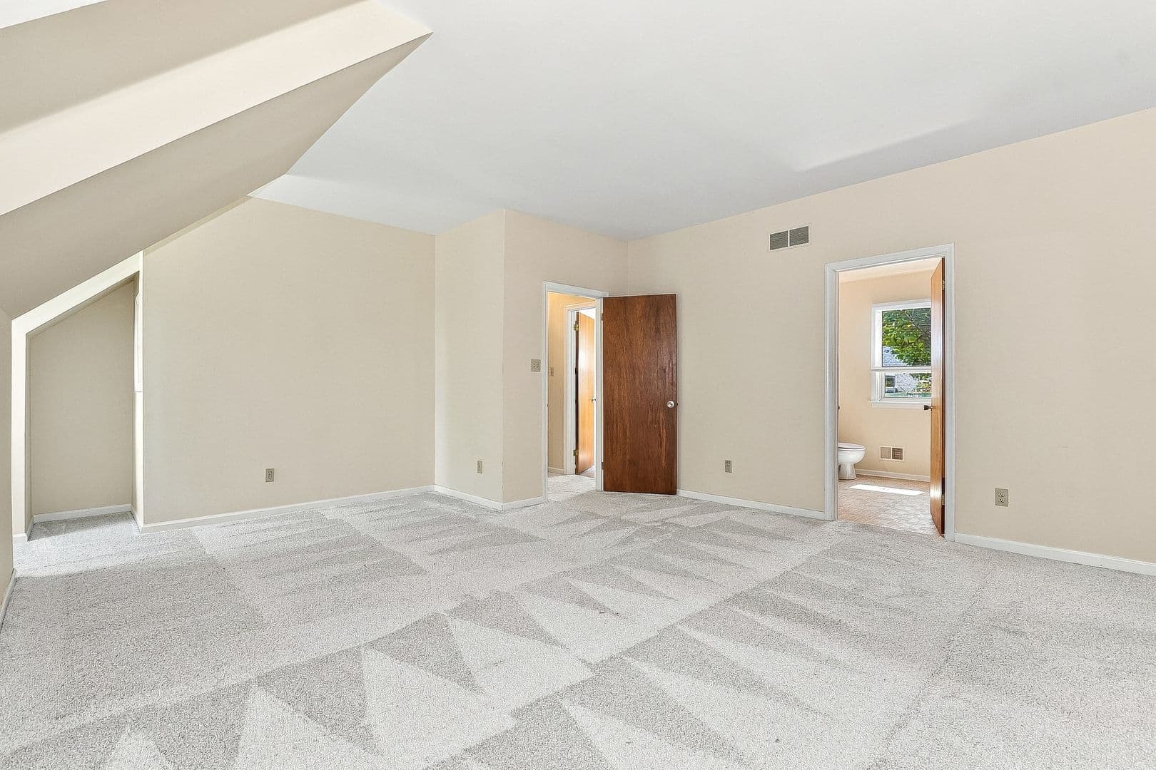 Jamison House: 2263 Almshouse Rd
