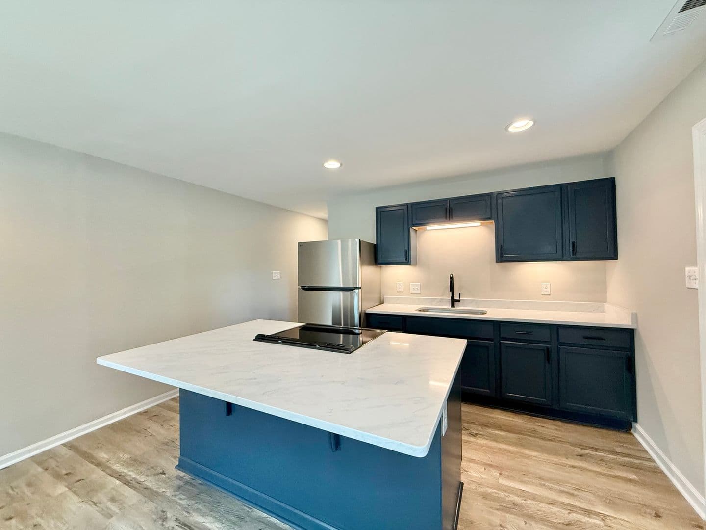 Durham Apartment: 615B Burlington Ave