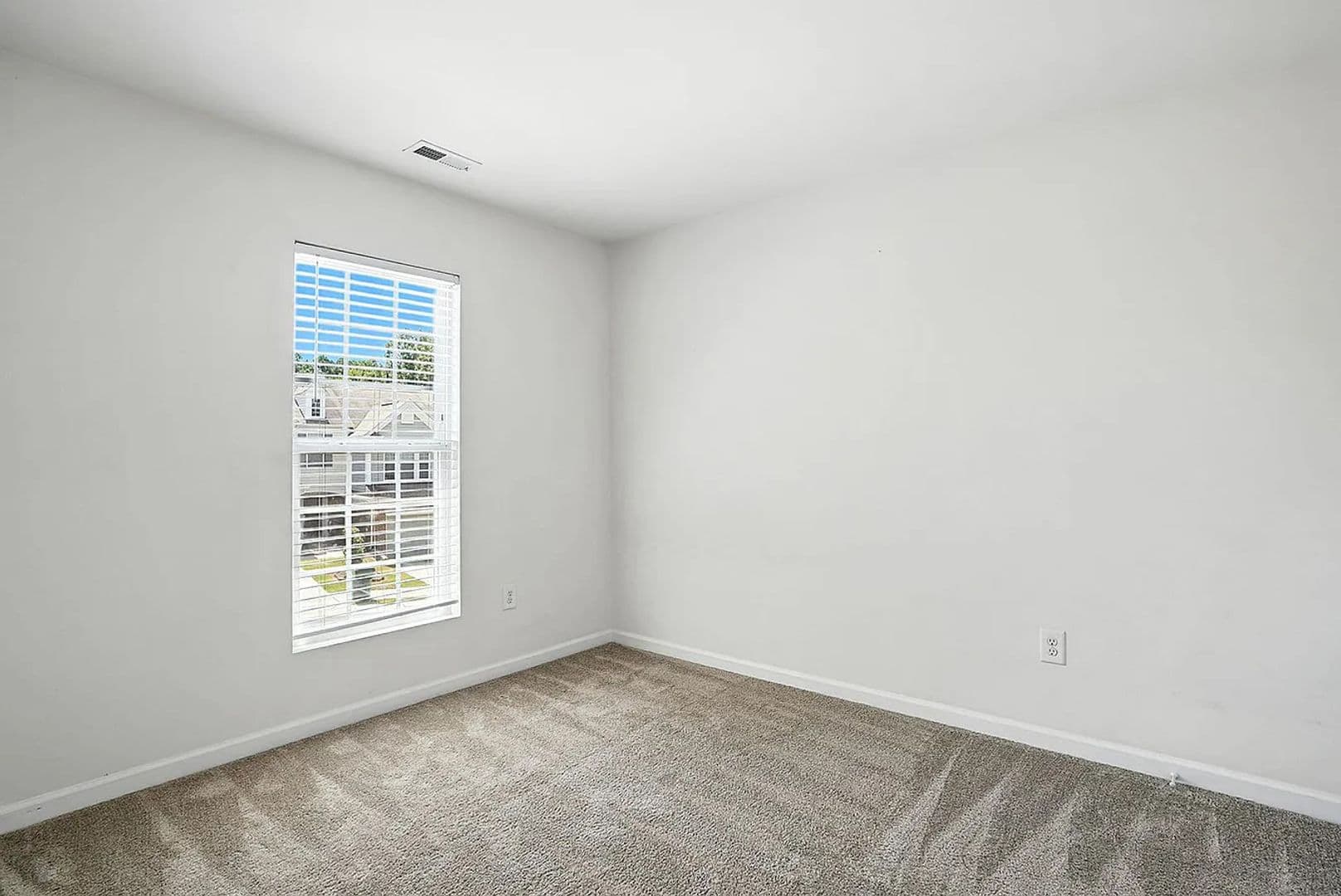 Cary Townhome: 1131 Kingston Grove Dr