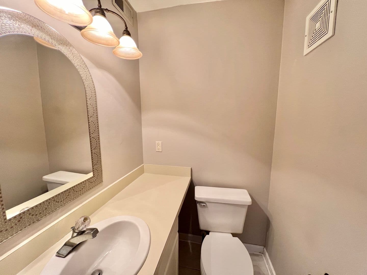 Raleigh Townhome: 401 Broad Leaf Circle