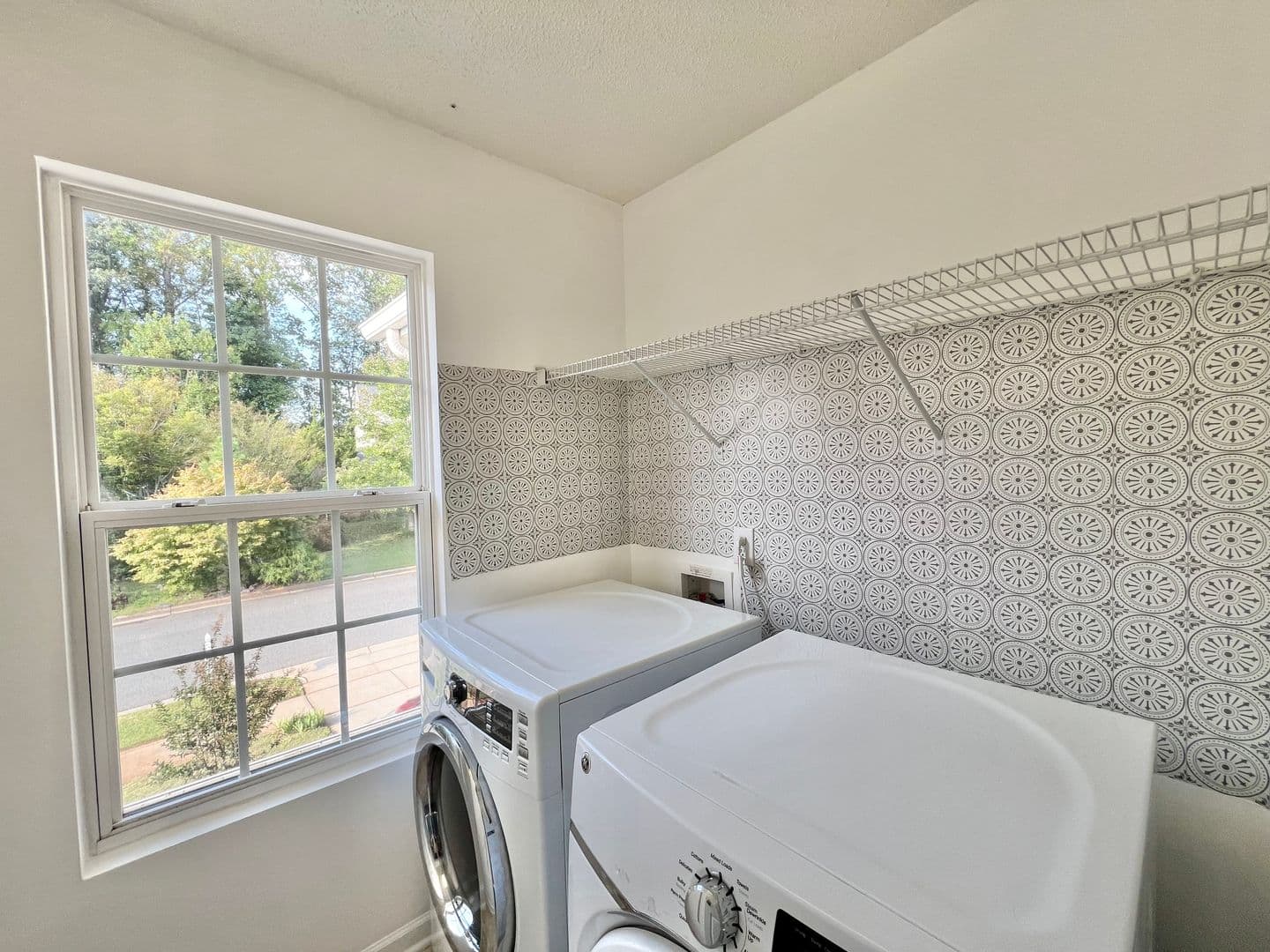 Wake Forest House: 925 Fulworth Ave