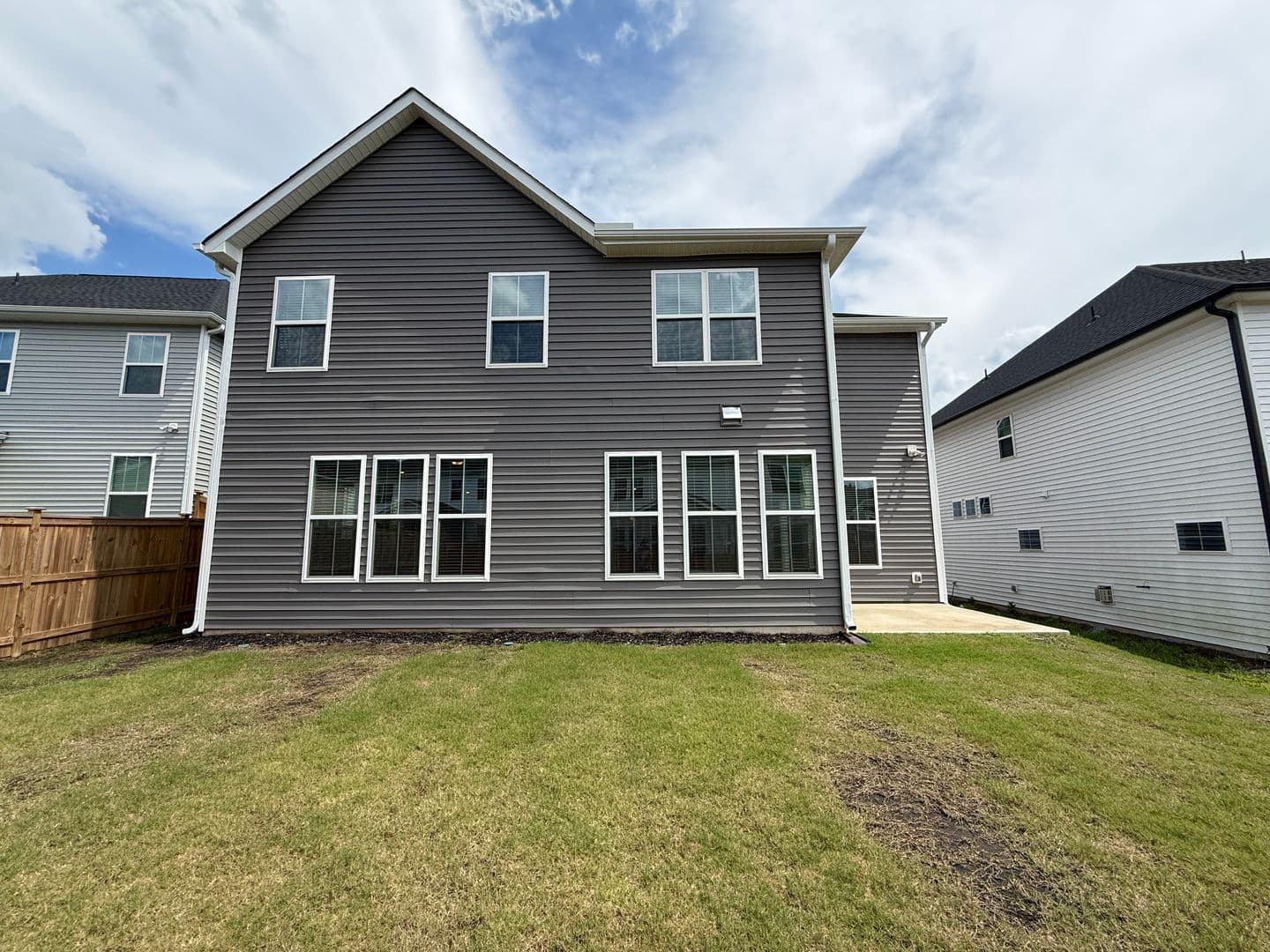 Garner House: 150 Cherry Blossom Ct