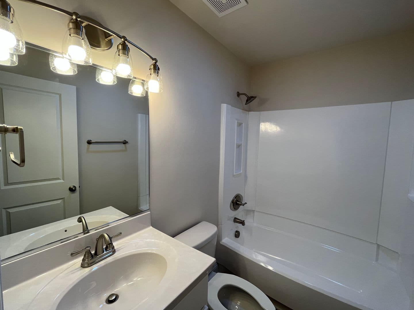 Raleigh Townhome: 212 N Peartree Ln
