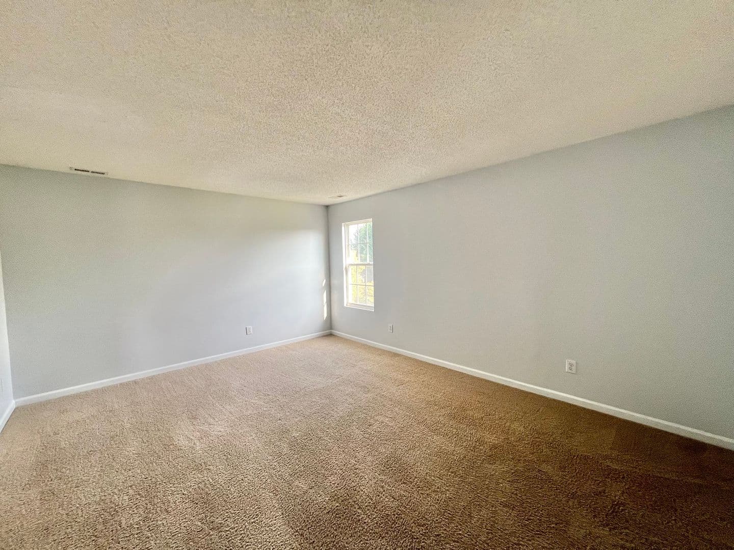 Wake Forest House: 925 Fulworth Ave