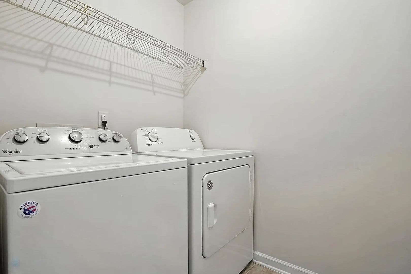 Cary Townhome: 1131 Kingston Grove Dr