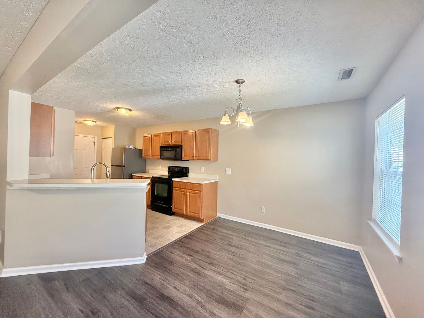 Raleigh Townhome: 2006 Mirror Dr.