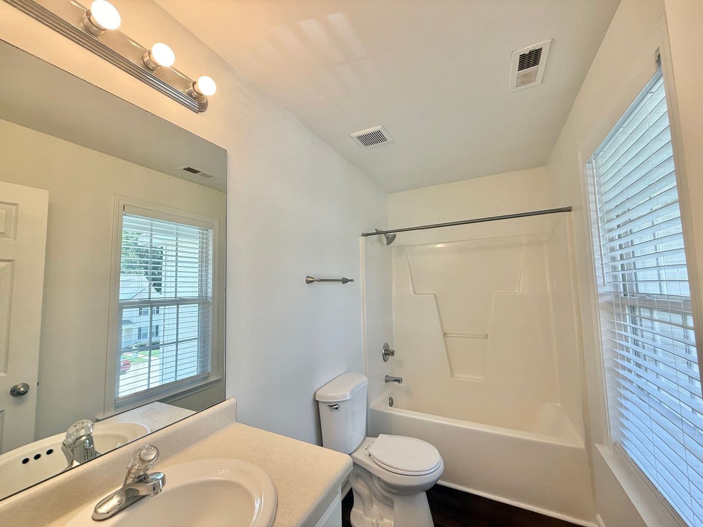 Clayton Townhome: 401 Whitehall Ct