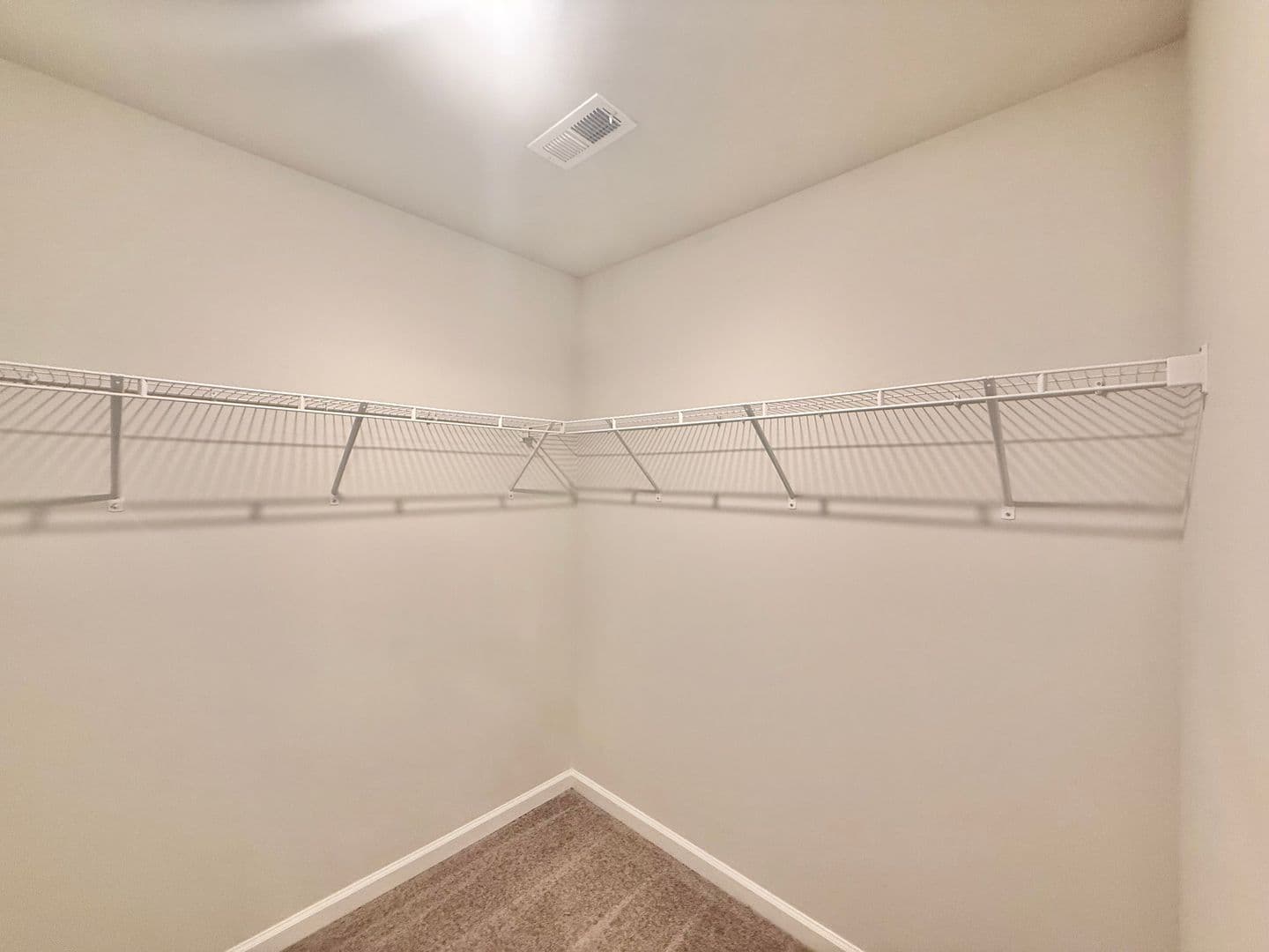 Knightdale House: 5244 Calhoun Place