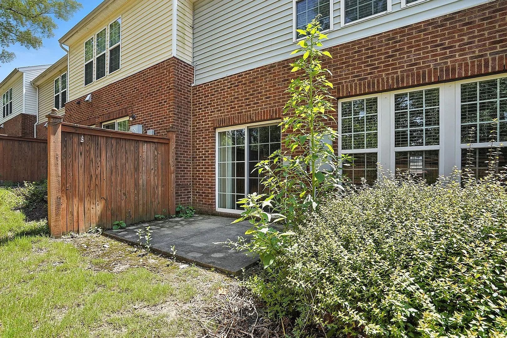 Cary Townhome: 1131 Kingston Grove Dr