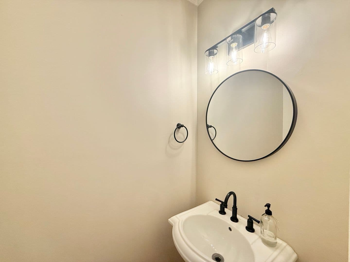 Clayton House: 709 Neuse Ridge Drive