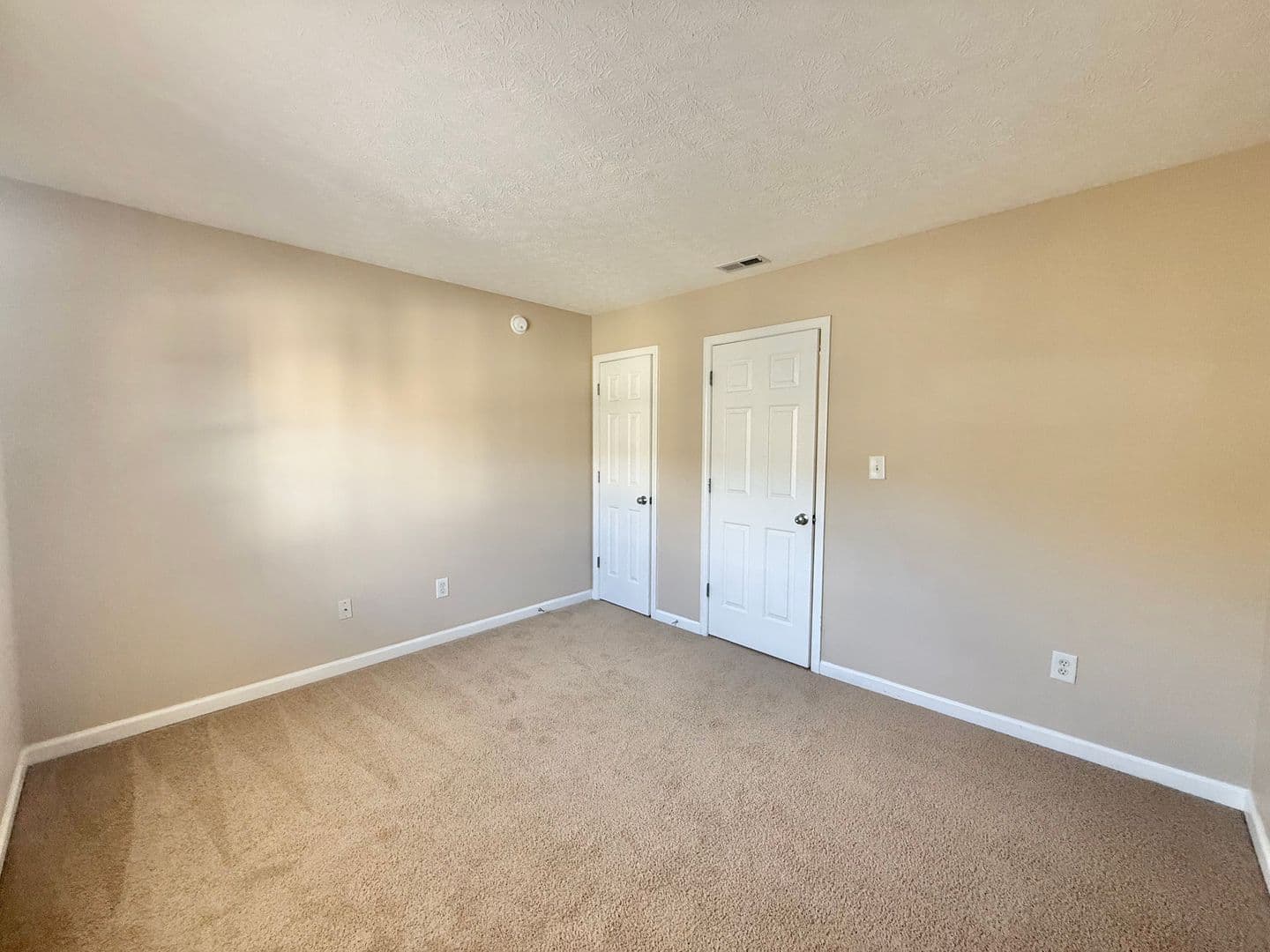 Raleigh Townhome: 2006 Mirror Dr.