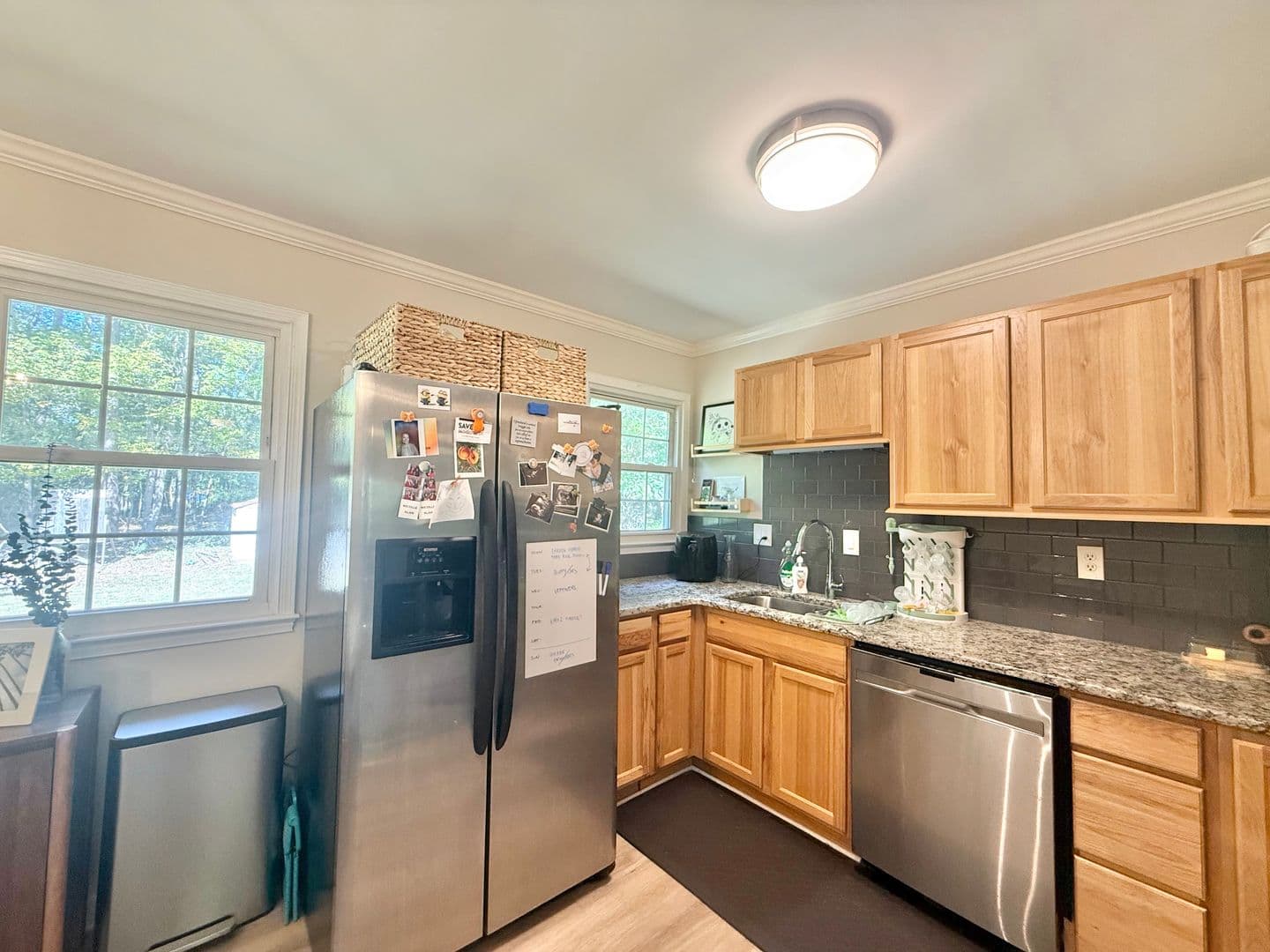 Raleigh House: 8009 Brandyapple Dr
